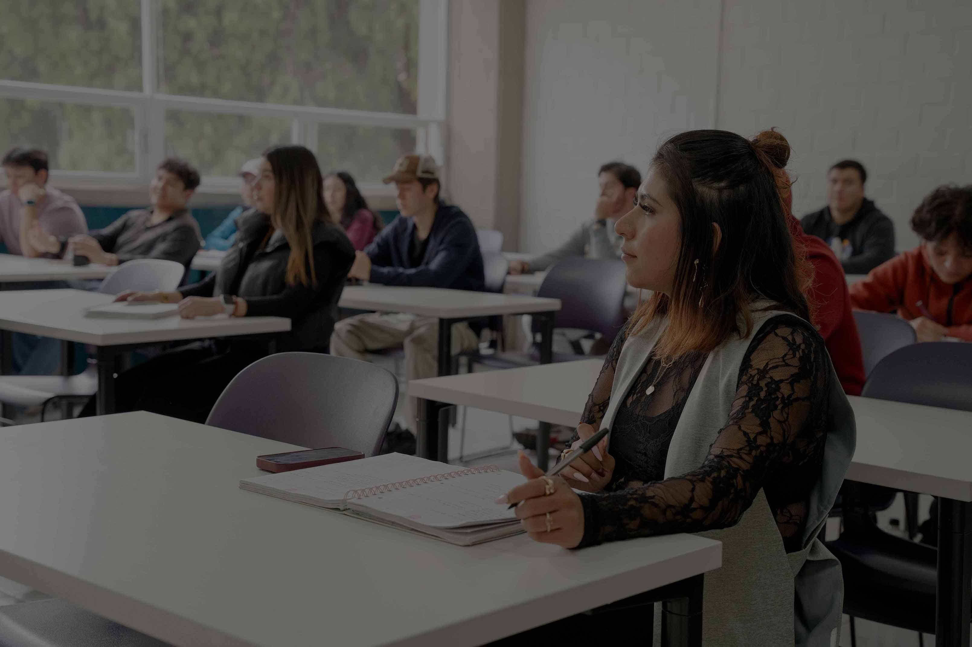 Estudia tu licenciatura y llega más lejos en ULA
